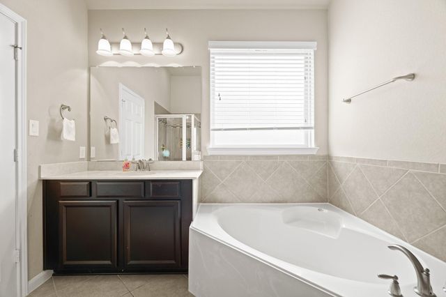 18907 Summer Farm Trail, Richmond, TX 77407