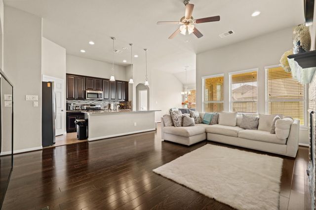 18907 Summer Farm Trail, Richmond, TX 77407