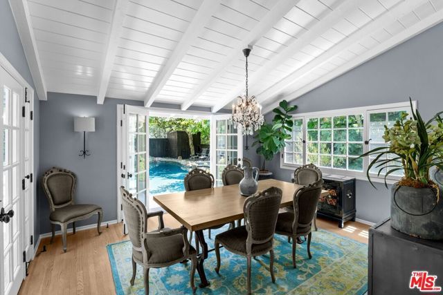 3820 Mandeville Canyon Road, Los Angeles, CA 90049