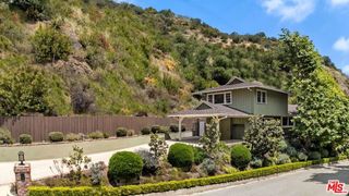 3820 Mandeville Canyon Road, Los Angeles, CA 90049