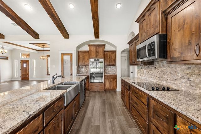 847 Twin Mountain Road, Copperas Cove, TX 76522