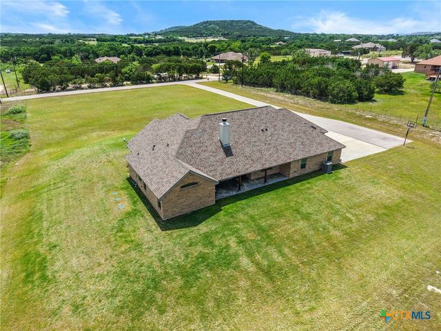 847 Twin Mountain Road, Copperas Cove, TX 76522
