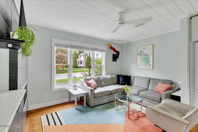 116 Catherine Street, Saratoga Springs, NY 12866