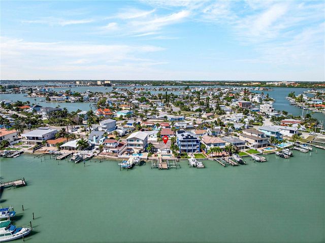 449 S BAYSHORE DRIVE, Madeira Beach, FL 33708