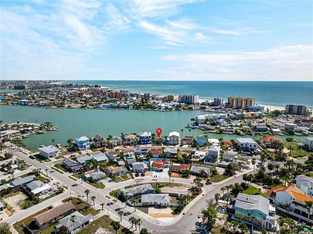 449 S BAYSHORE DRIVE, Madeira Beach, FL 33708