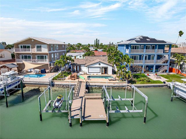 449 S BAYSHORE DRIVE, Madeira Beach, FL 33708