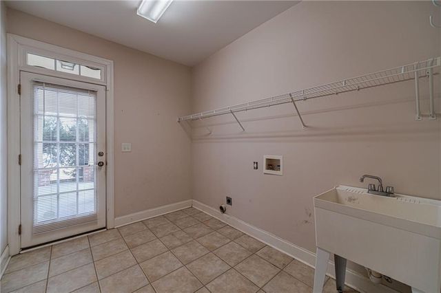 3825 Bay Grove Way, Loganville, GA 30052