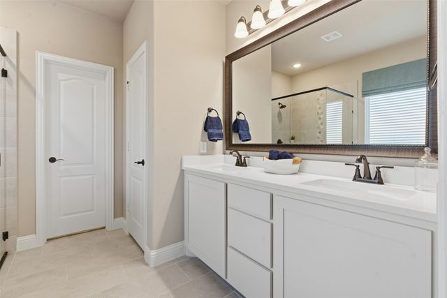 10633 Moss Cove Drive, Fort Worth, TX 76036