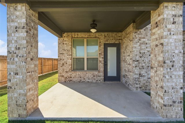 10633 Moss Cove Drive, Fort Worth, TX 76036