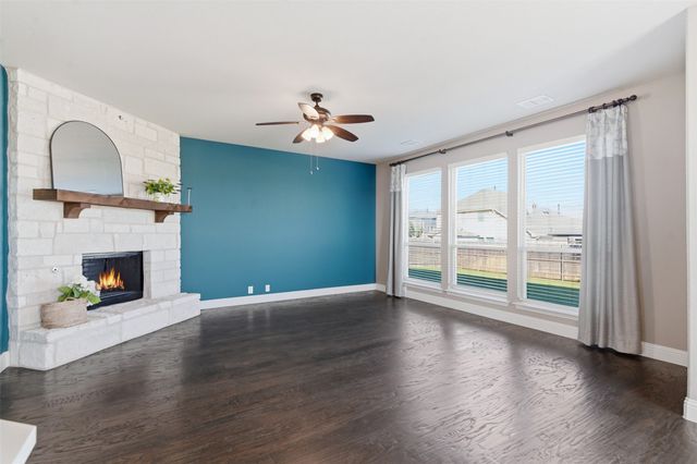 10633 Moss Cove Drive, Fort Worth, TX 76036