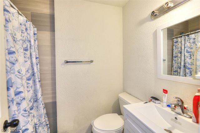6221 Casada Way, Las Vegas, NV 89107