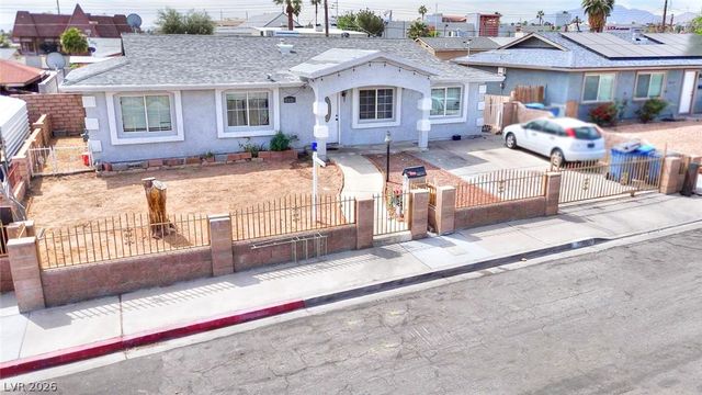 6221 Casada Way, Las Vegas, NV 89107