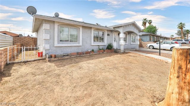 6221 Casada Way, Las Vegas, NV 89107
