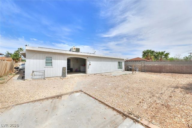 6221 Casada Way, Las Vegas, NV 89107