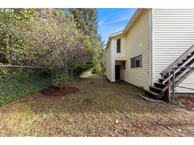 217 Ne CHAMBERS Ct, Newport, OR 97365