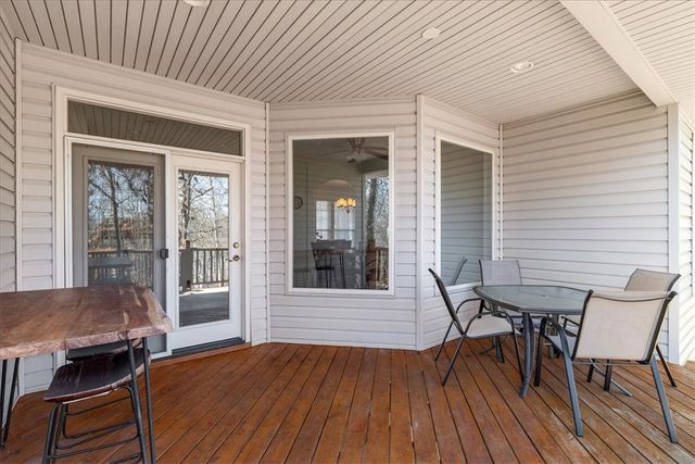 11 Milford Lane, Bella Vista, AR 72715