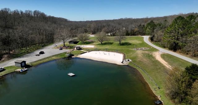 11 Milford Lane, Bella Vista, AR 72715