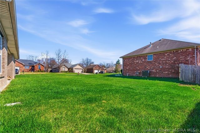 6320 Sky View Lane, Charlestown, IN 47111