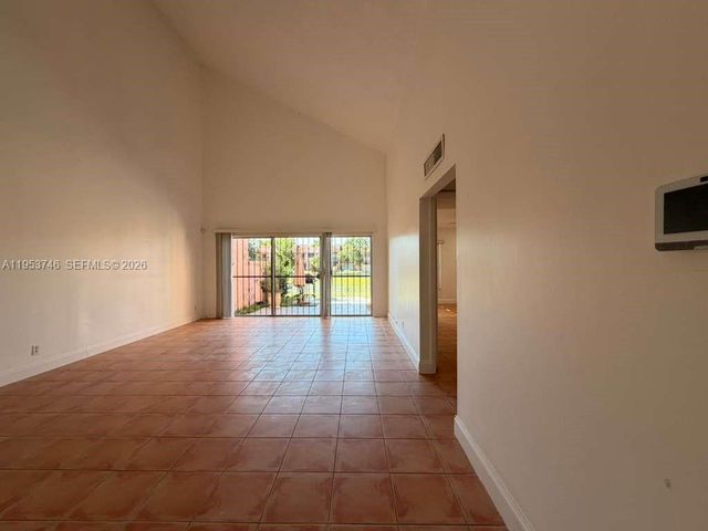 1649 NW 56th Ter 9, Lauderhill, FL 33313