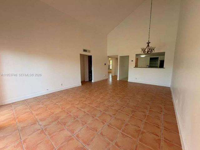 1649 NW 56th Ter 9, Lauderhill, FL 33313