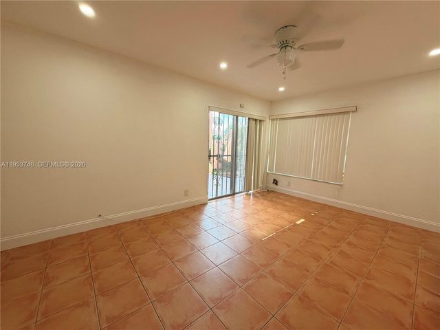 1649 NW 56th Ter 9, Lauderhill, FL 33313