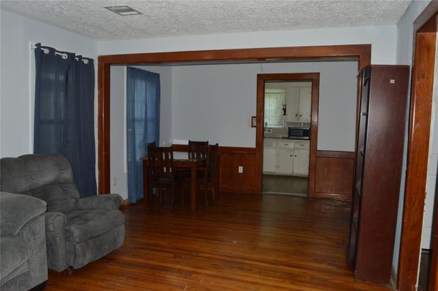 605 Maple Avenue, Pasadena, TX 77506