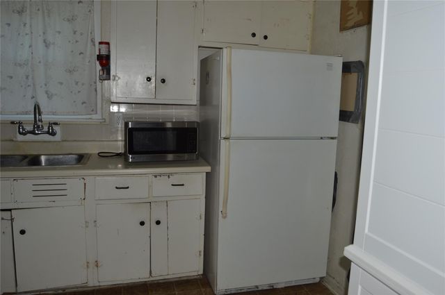 605 Maple Avenue, Pasadena, TX 77506