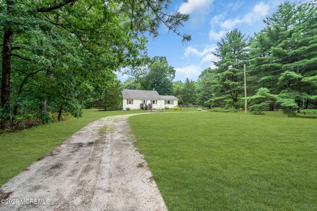 115 Park Avenue, Jackson, NJ 08527