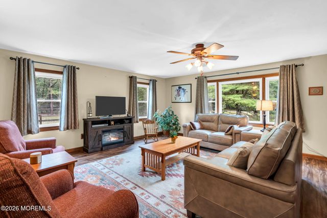 115 Park Avenue, Jackson, NJ 08527