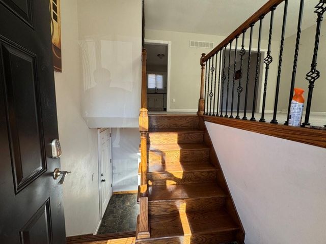 1724 N Hanover Avenue, Independence, MO 64056