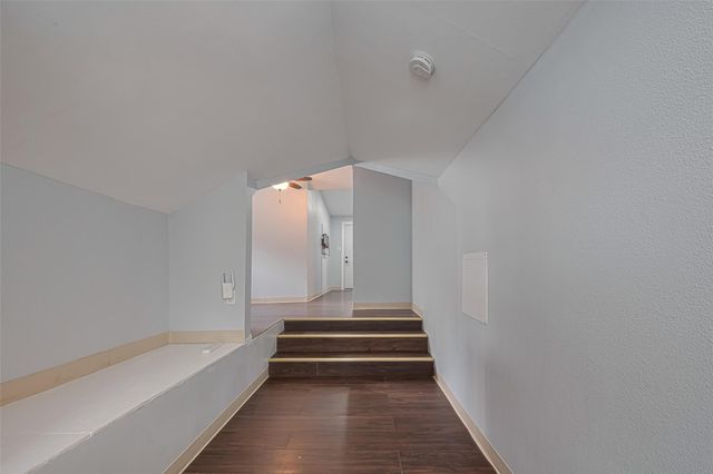 845 S Columbia Street C, Houston, TX 77007