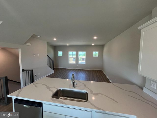 116 SWANSONG PL, Winchester, VA 22603