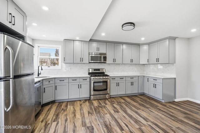 75 Main Street, Waretown, NJ 08758