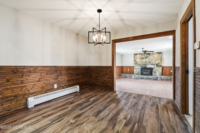 75 Main Street, Waretown, NJ 08758