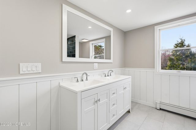 75 Main Street, Waretown, NJ 08758