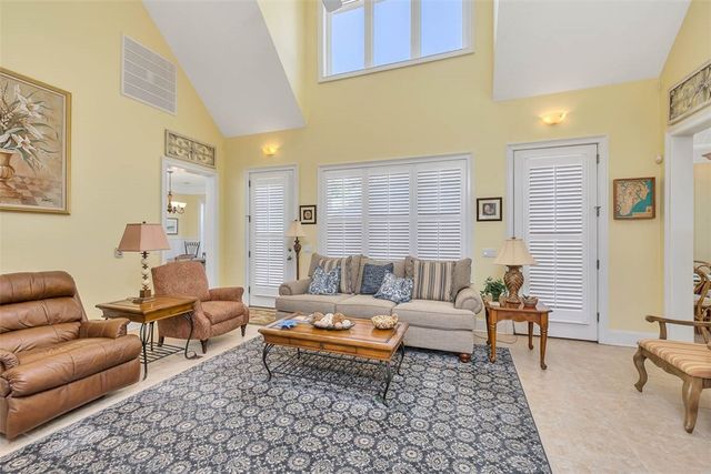 209 Sandcastle Way, St Simons Island, GA 31522