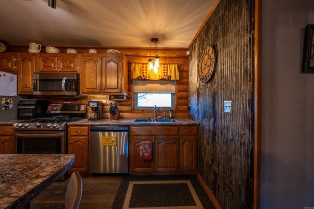 3406 Hwy 167, Evening Shade, AR 72532