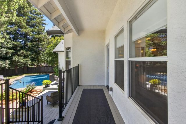 8972 Bronson Dr, Granite Bay, CA 95746