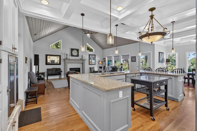 8972 Bronson Dr, Granite Bay, CA 95746