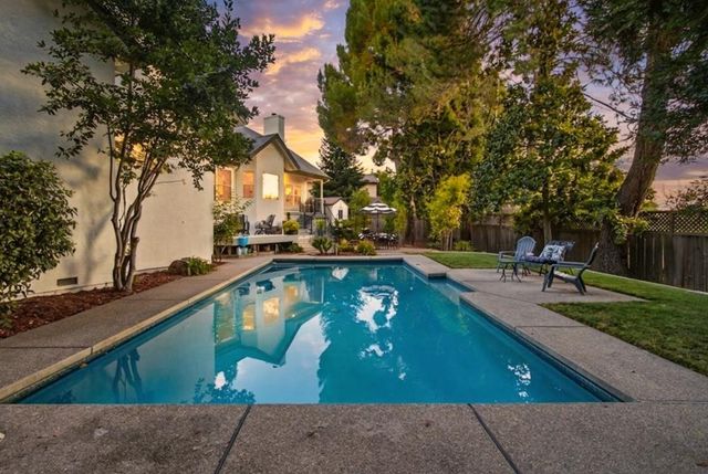 8972 Bronson Dr, Granite Bay, CA 95746