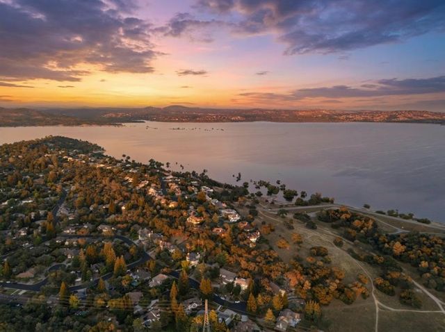 8972 Bronson Dr, Granite Bay, CA 95746