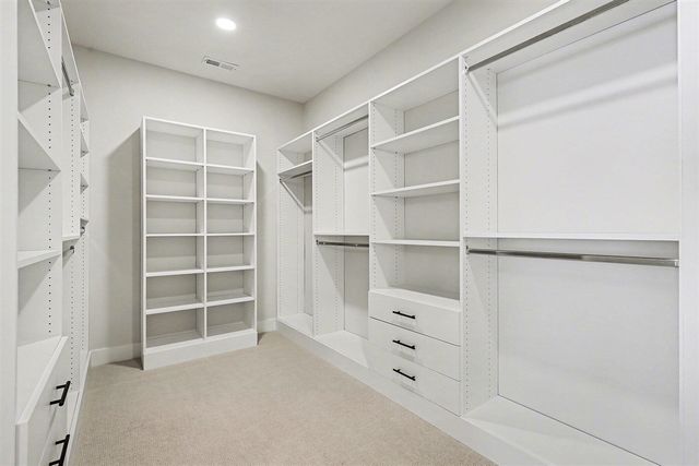 4712 Knapp Bluff Drive, Grand Rapids, MI 49525