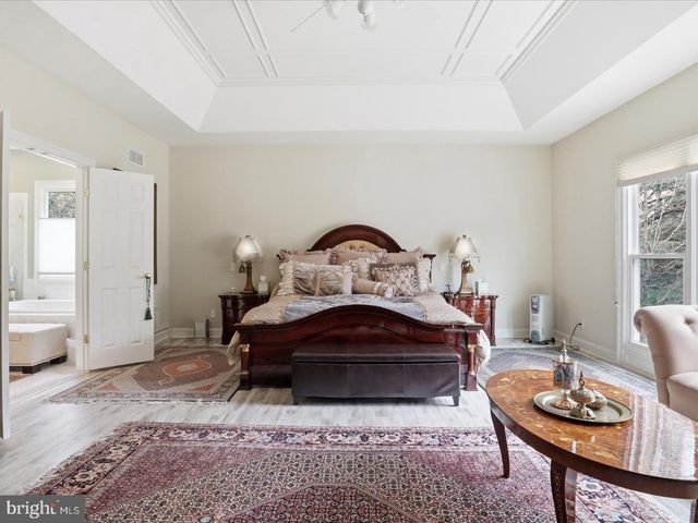 1465 MAYHURST BLVD, Mclean, VA 22102