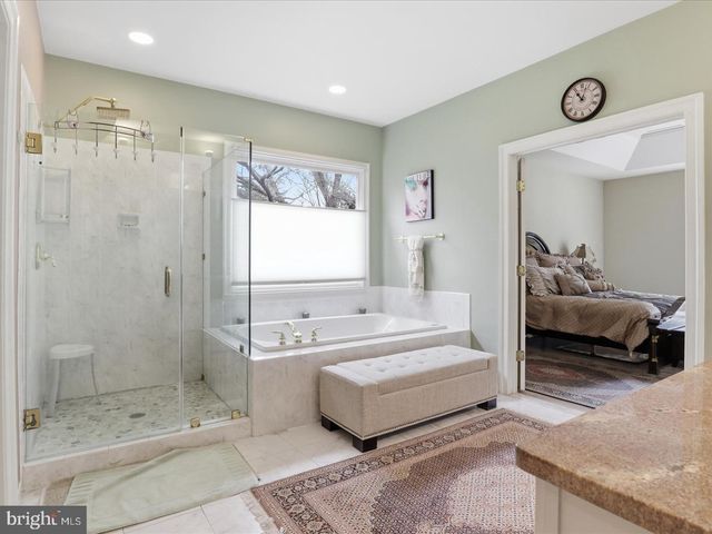 1465 MAYHURST BLVD, Mclean, VA 22102