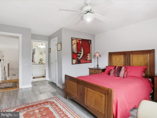 1465 MAYHURST BLVD, Mclean, VA 22102