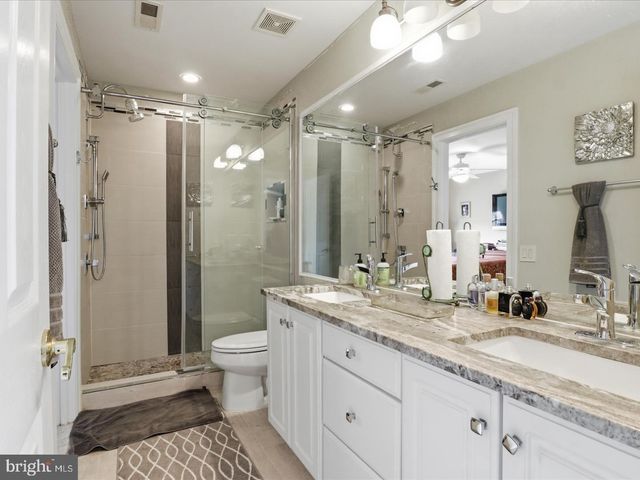 1465 MAYHURST BLVD, Mclean, VA 22102