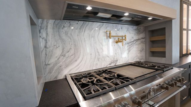 1731 Benbow Way, Houston, TX 77080