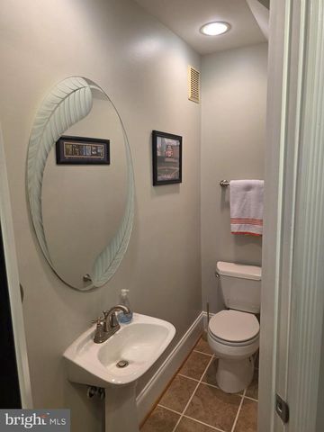 628 WARNER ST, Baltimore, MD 21230
