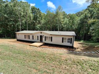 1527 Pace Bridge Road, Easley, SC 29640