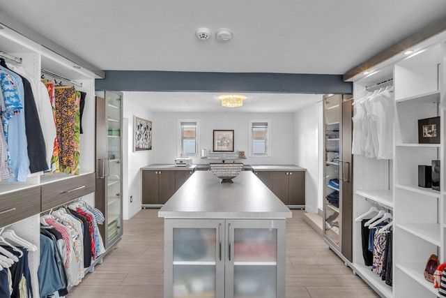 2212 NE 32nd Avenue, Fort Lauderdale, FL 33305